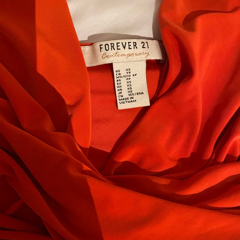 Forever 21 skirt and bodysuit set - Picture 3 of 7